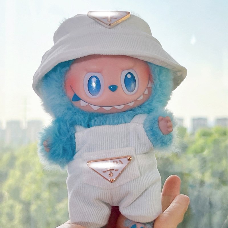 The Monster 6.69in/17cm Labubu Outfit